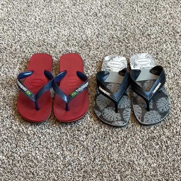 2 pairs of Havaianas kid flip-flops - Picture 1 of 3